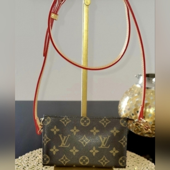 Louis Vuitton Handbags - Authentic Louis Vuitton Monogram Pouch ,Serial Number :AR0020